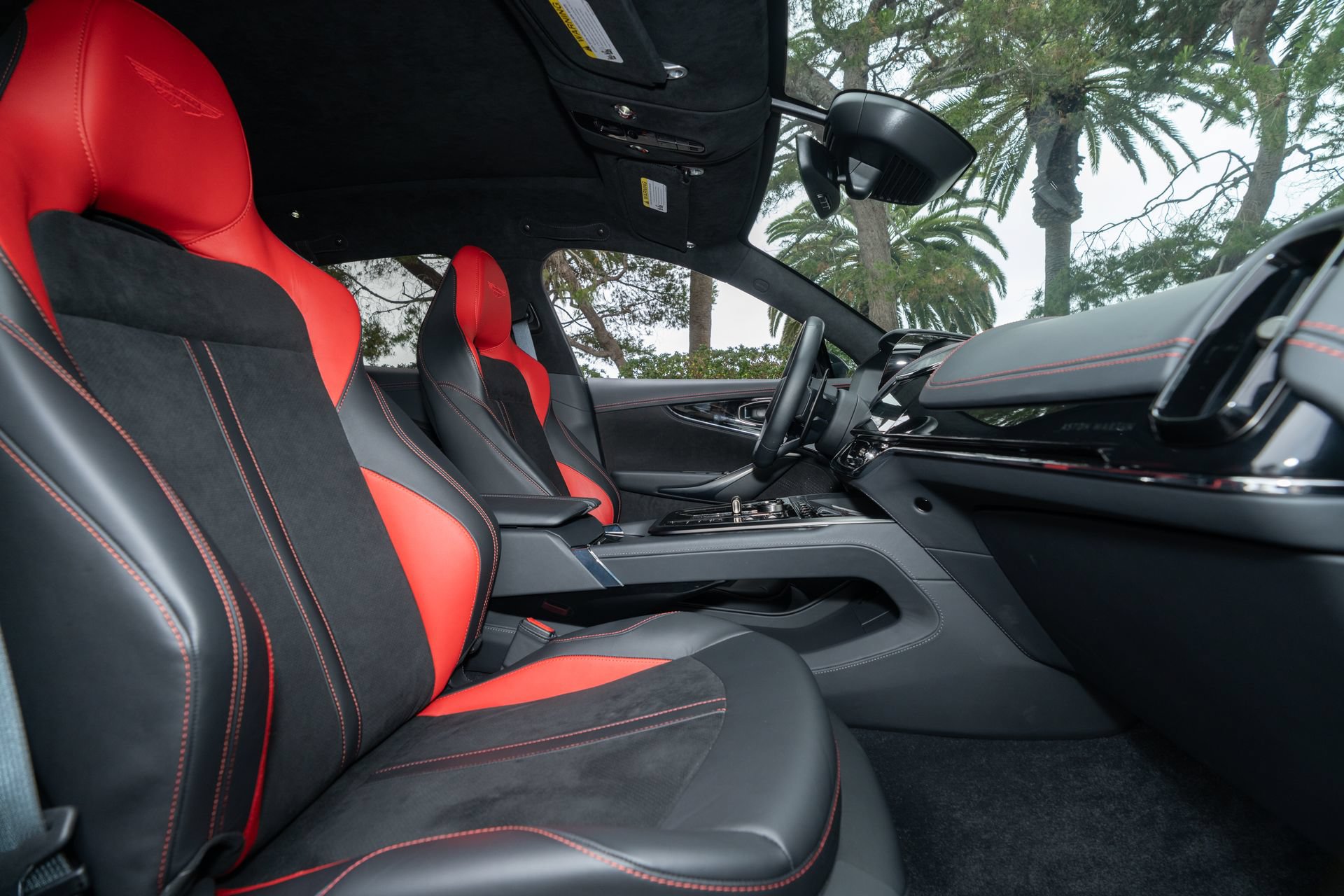 Used 2025 Aston Martin DBX 707 AWD/4WD image 21