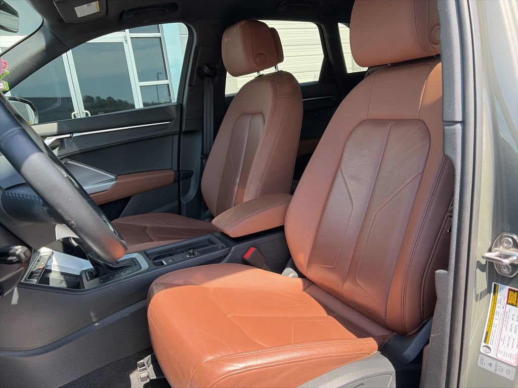 Used 2020 Audi Q3 2.0T Premium w/ Convenience Package image 12