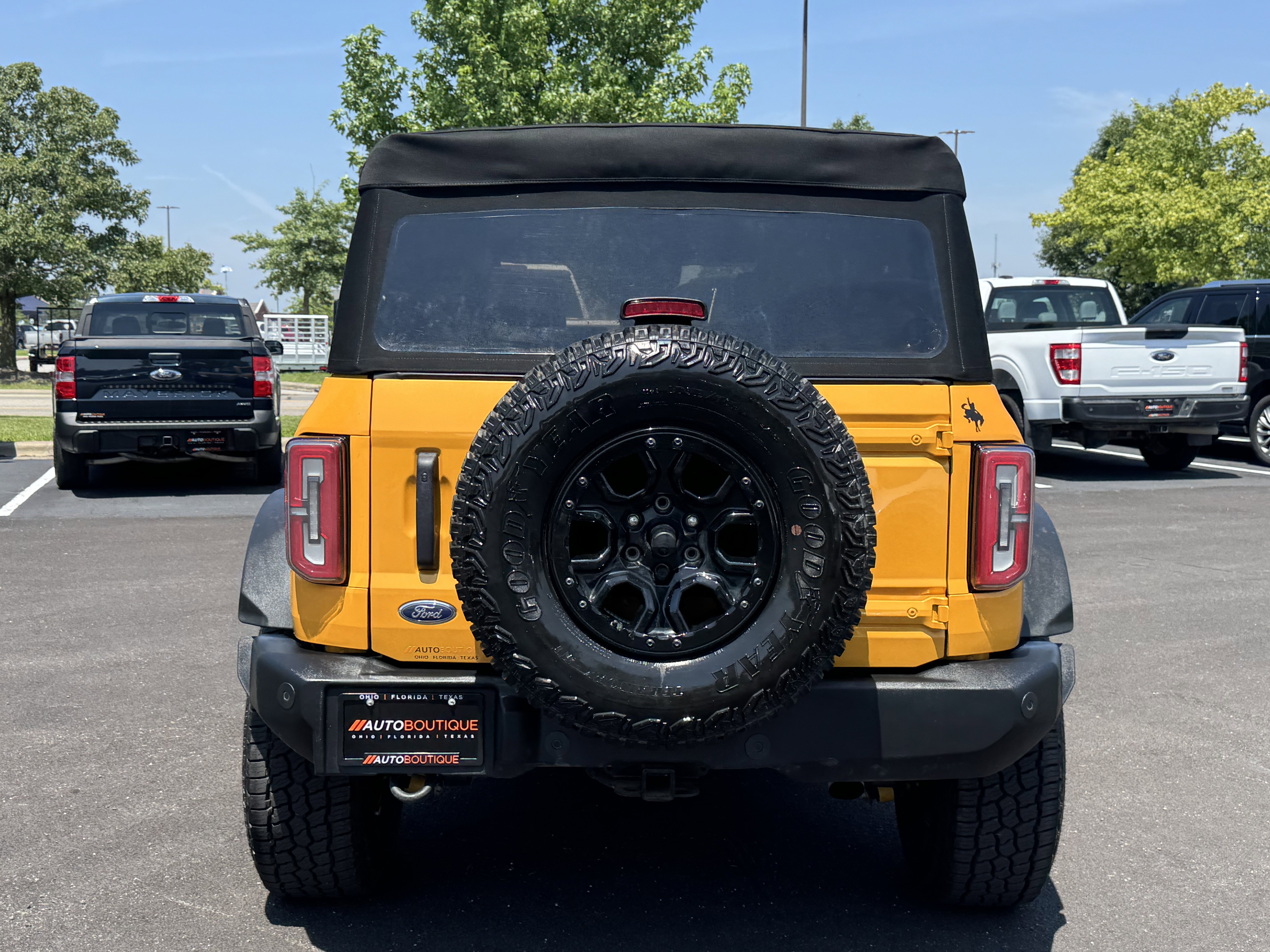 Used 2022 Ford Bronco Wildtrak image 11