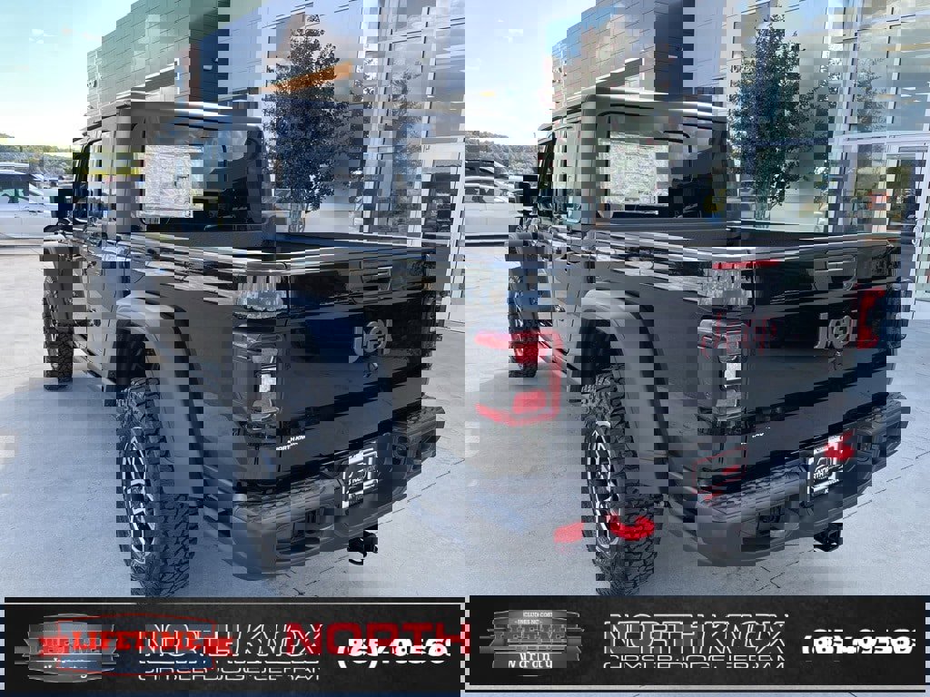 New 2025 Jeep Gladiator Rubicon w/ Convenience Group image 16