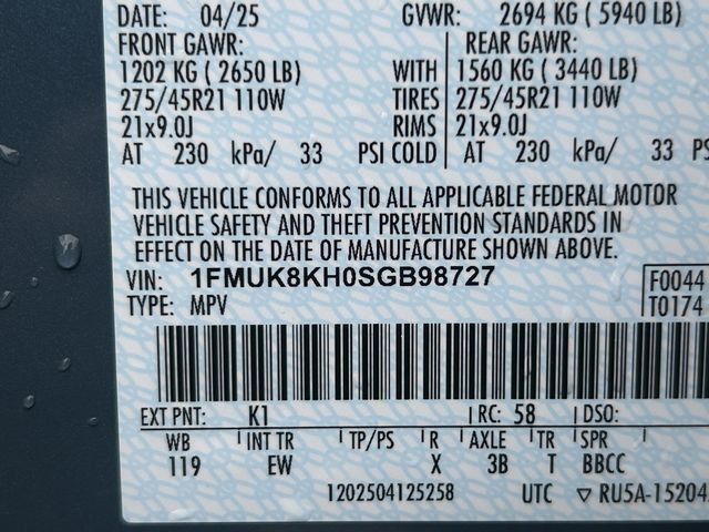 Used 2025 Ford Explorer ST-Line w/ Premium Package image 33