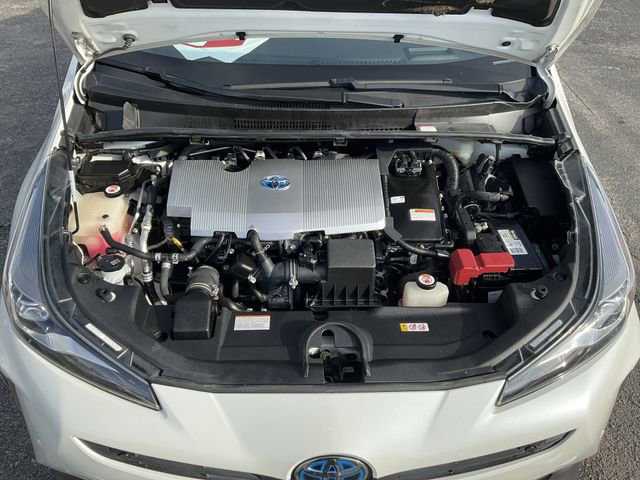 Used 2019 Toyota Prius XLE image 33