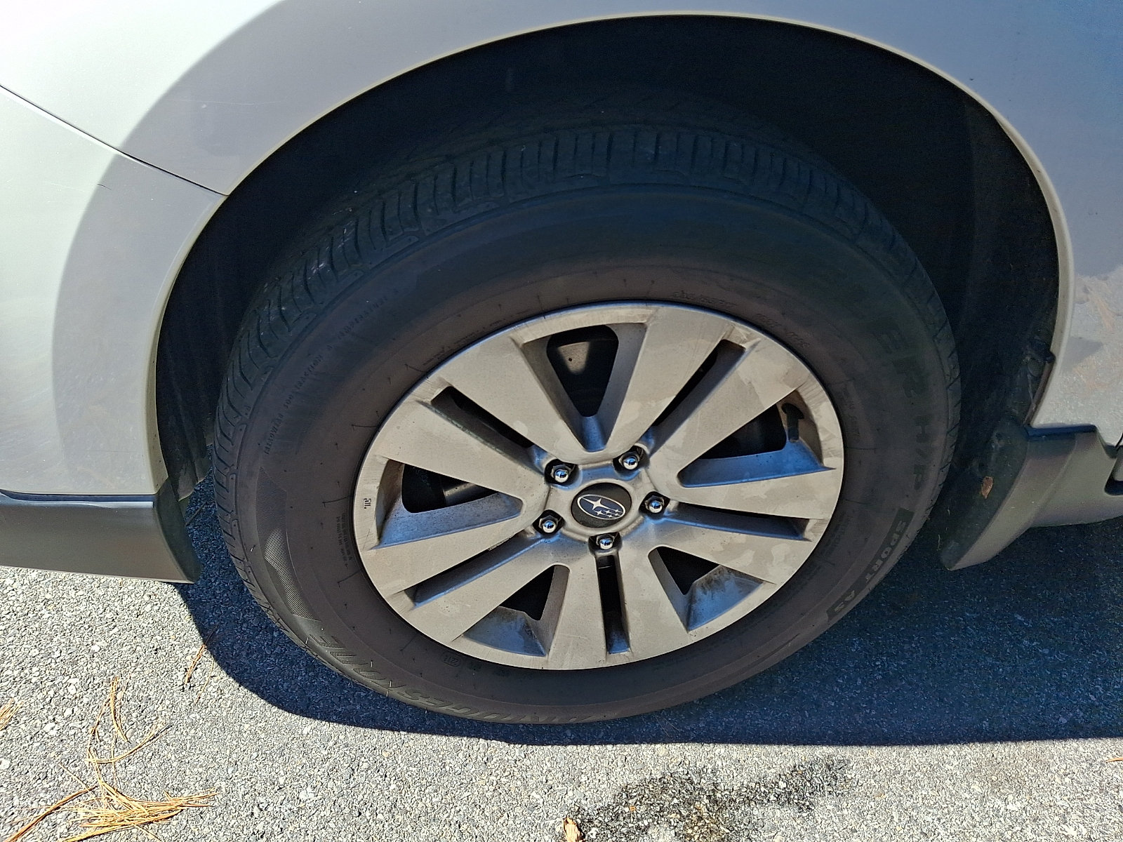 Used 2019 Subaru Outback 2.5i Premium w/ Popular Package #2 AWD/4WD image 4