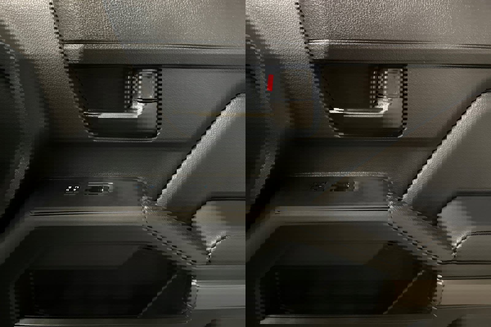 New 2025 Toyota Tacoma SR5 image 15