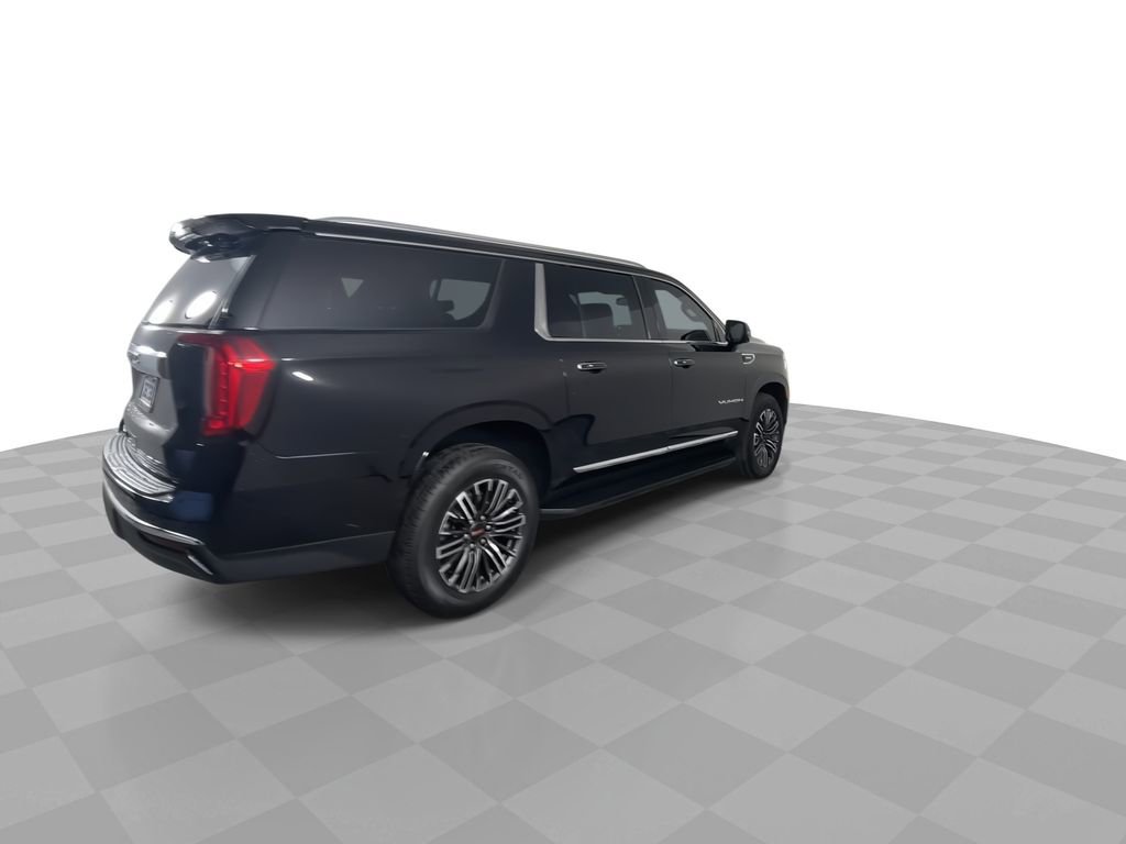 Used 2022 GMC Yukon XL SLT w/ SLT Premium Package image 8