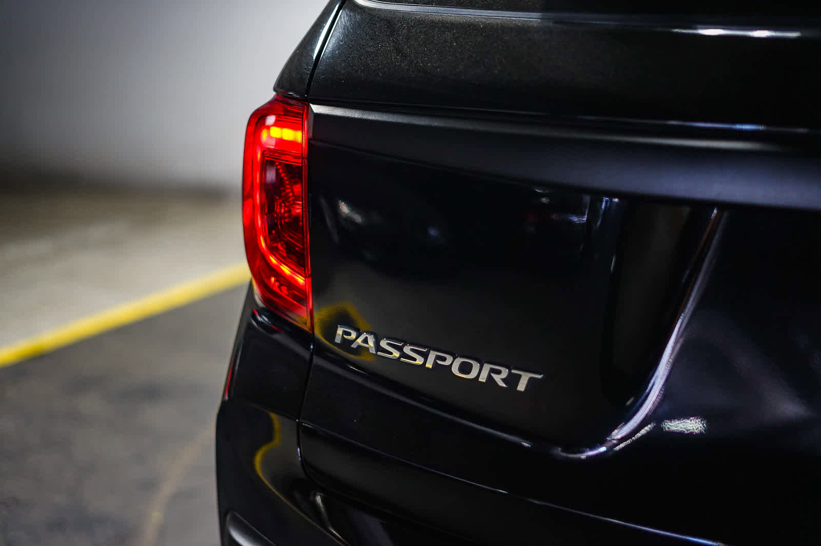 Used 2023 Honda Passport EX-L image 8