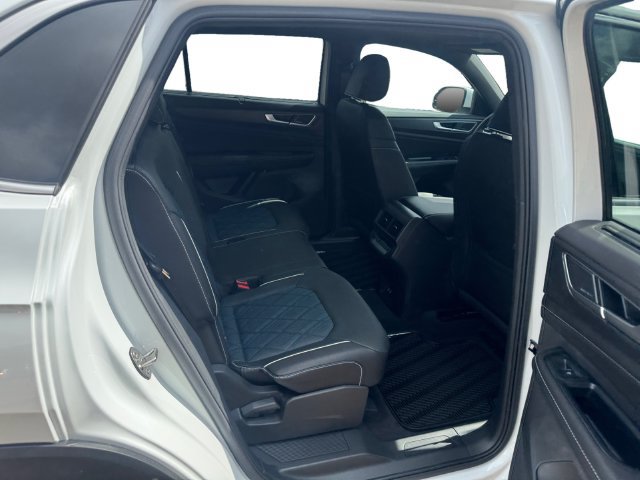 New 2026 Volkswagen Atlas Cross Sport SEL Premium R-Line AWD/4WD image 13