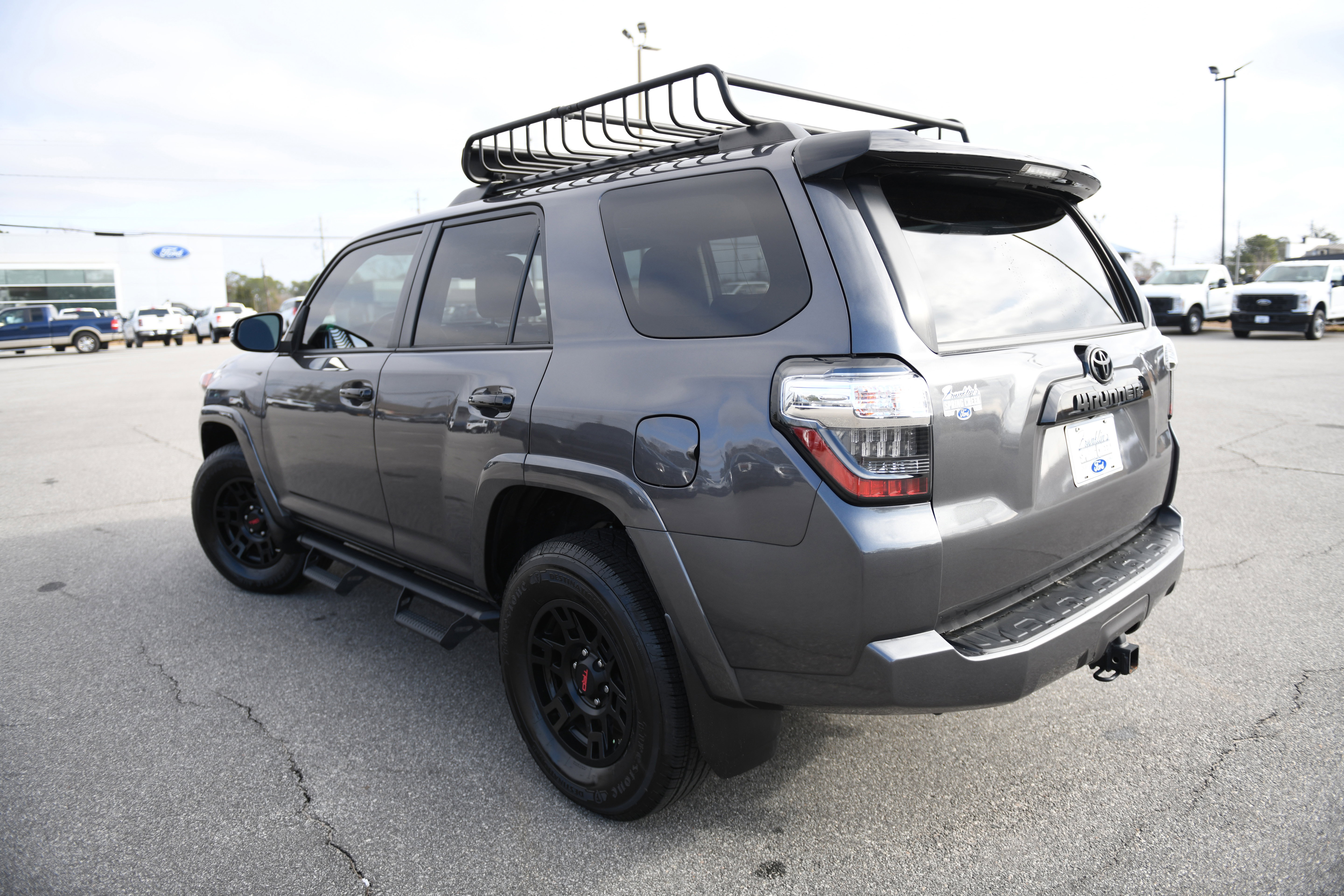Used 2021 Toyota 4Runner Venture w/ Moonroof Package image 11