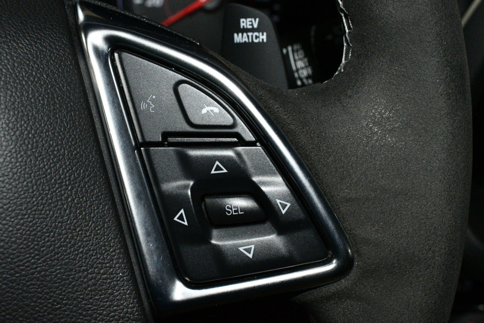 Used 2019 Chevrolet Camaro SS image 30