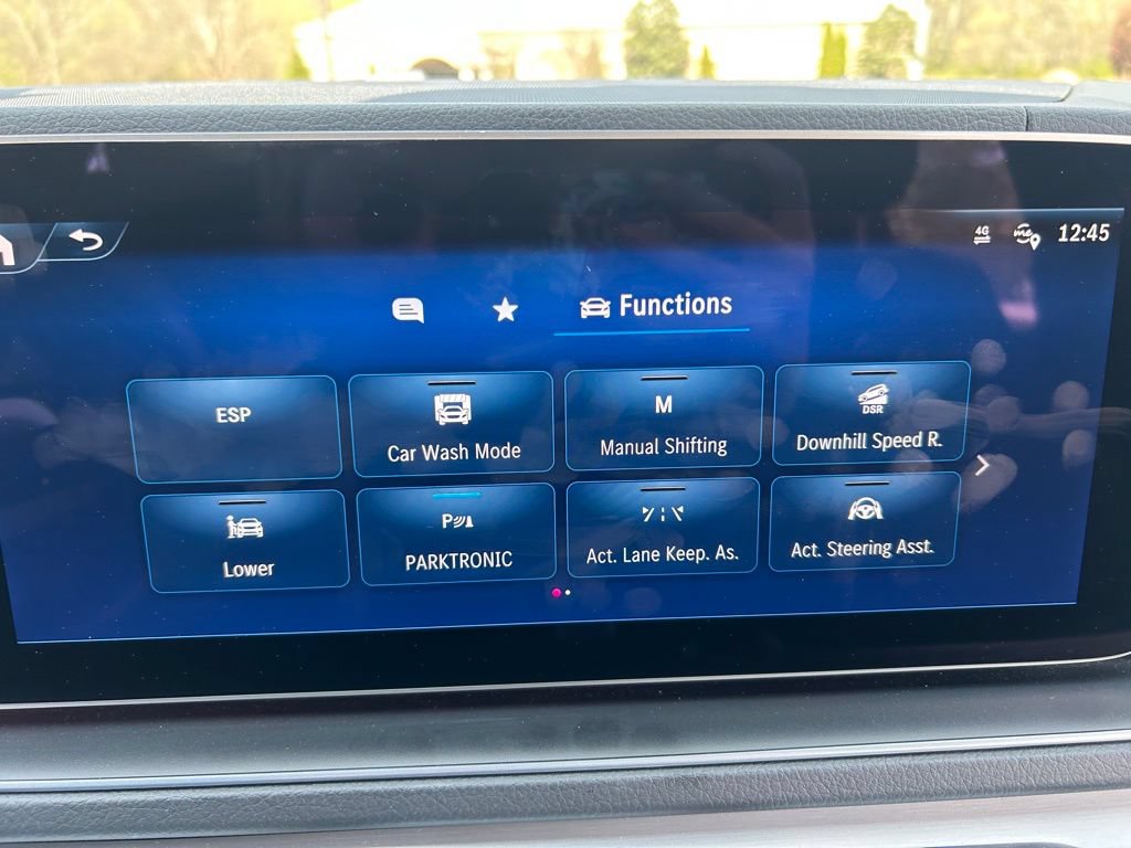 Used 2025 Mercedes-Benz GLS 450 4MATIC image 32