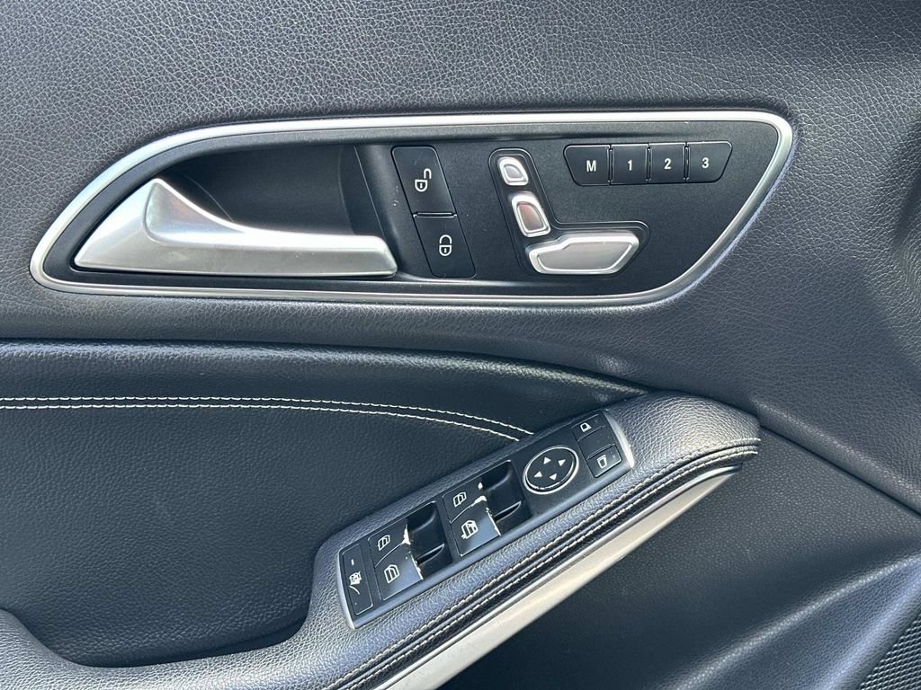 Used 2019 Mercedes-Benz CLA 250 image 24