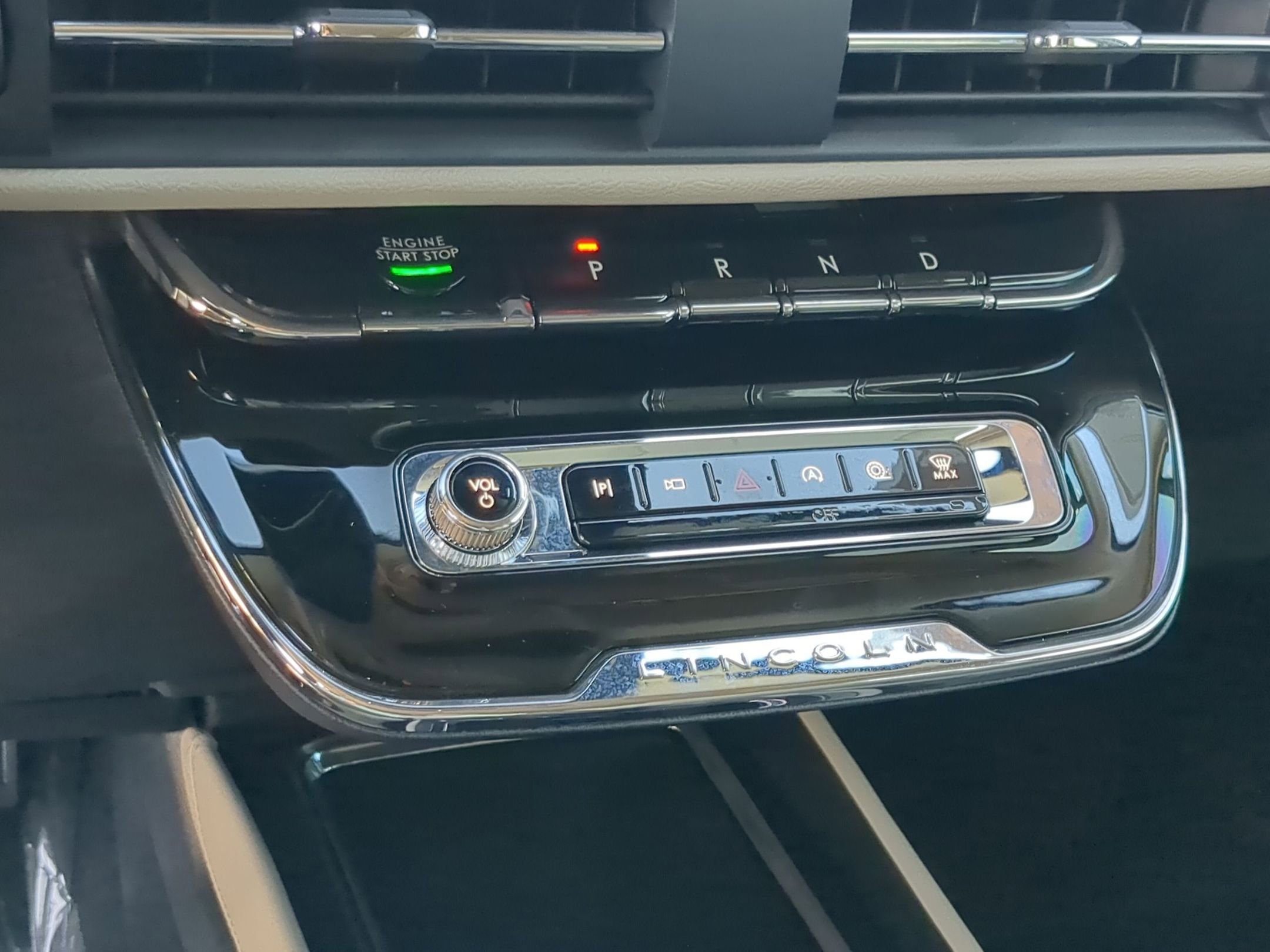 New 2026 Lincoln Corsair Reserve image 19