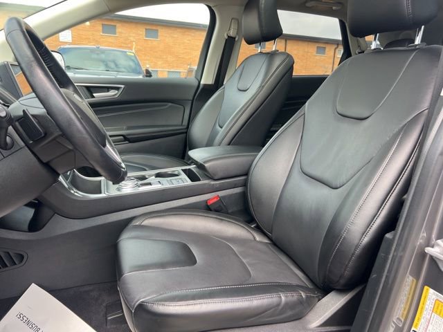 Certified 2022 Ford Edge Titanium w/ Class II Trailer Tow Package AWD/4WD image 21