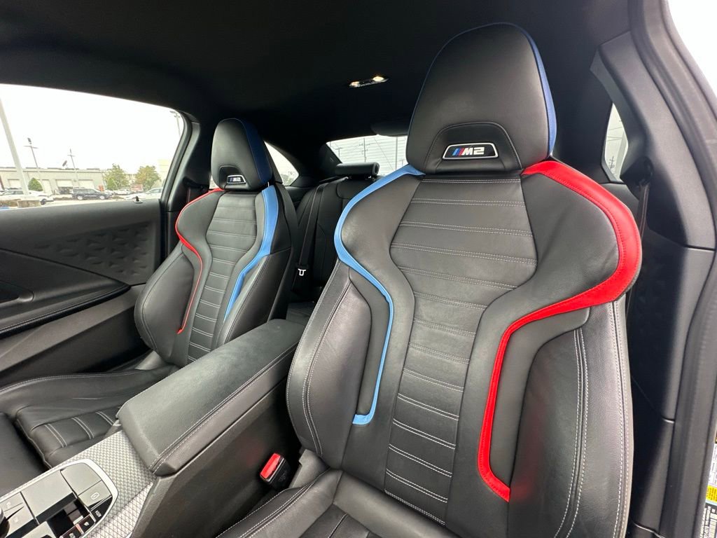 Used 2023 BMW M2 image 11