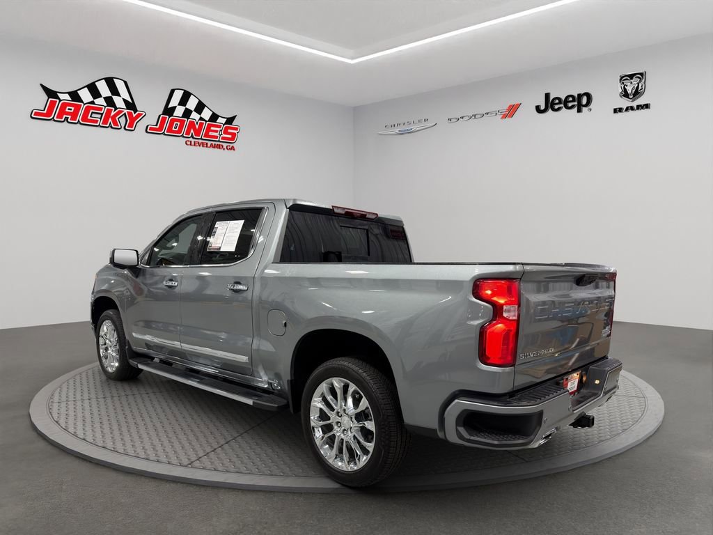 Used 2025 Chevrolet Silverado 1500 High Country w/ Technology Package image 7