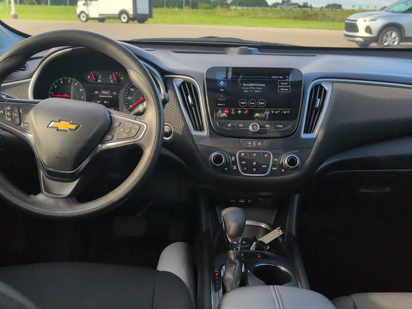 Used 2025 Chevrolet Malibu LT FWD image 15