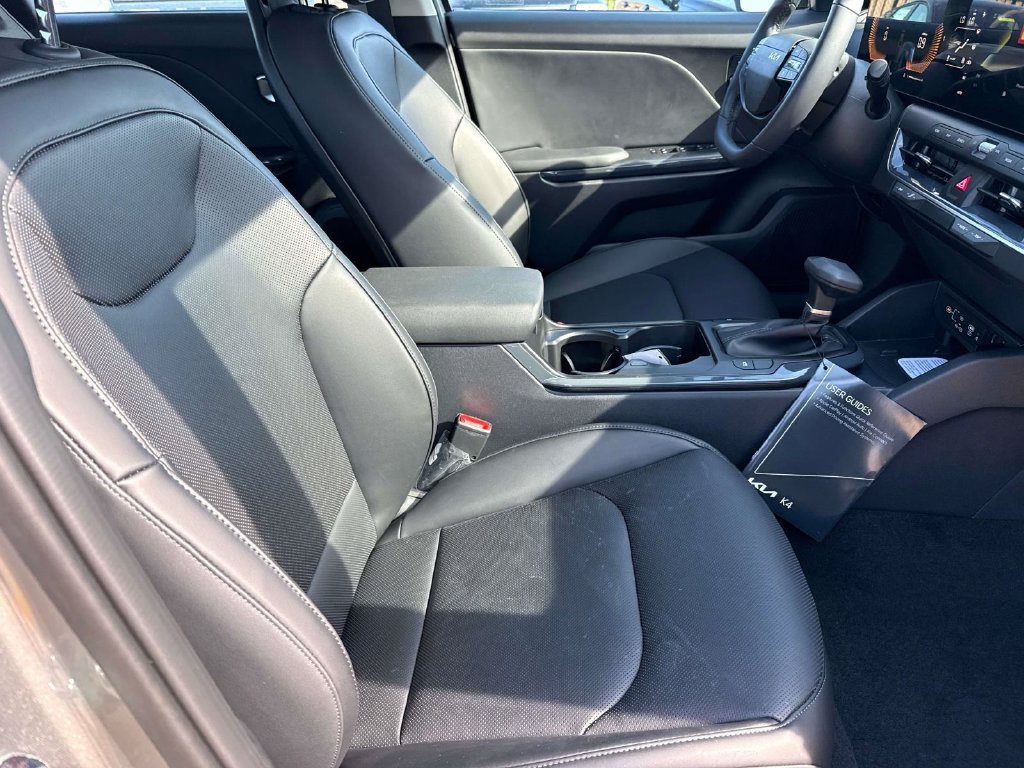 New 2026 Kia K4 EX FWD image 11