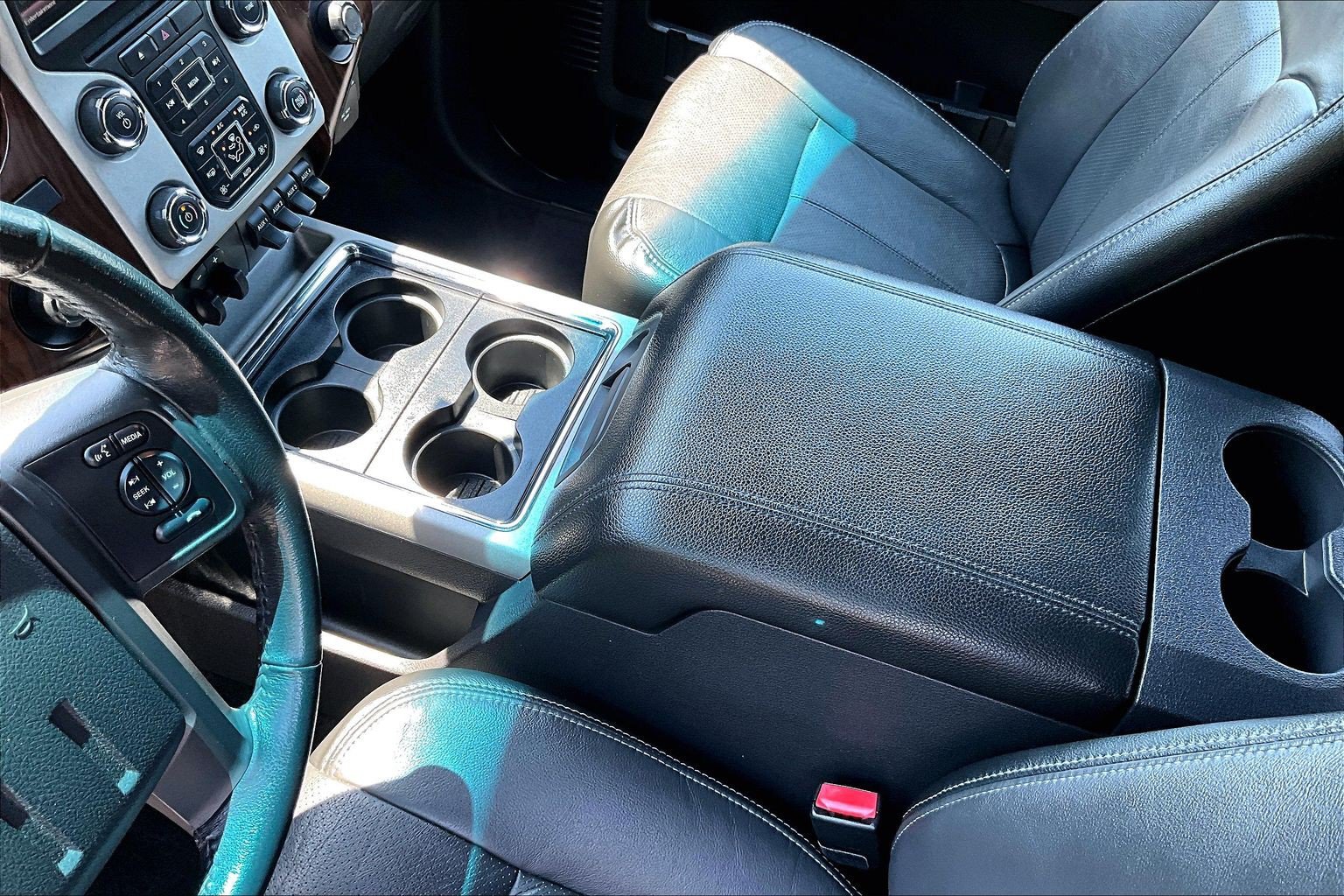 Used 2015 Ford F250 Lariat w/ Chrome Package AWD/4WD image 14