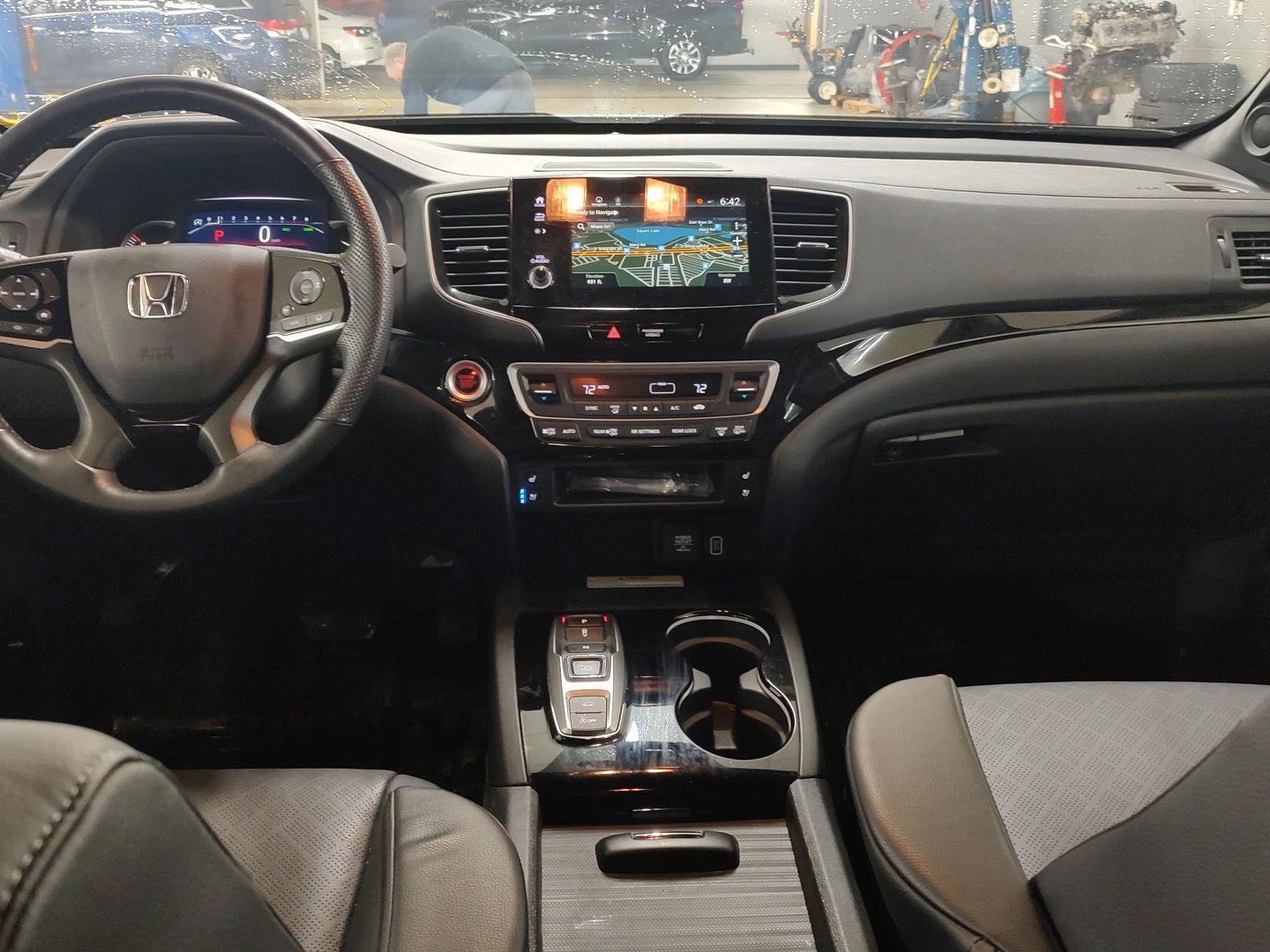 Used 2023 Honda Passport Elite image 24