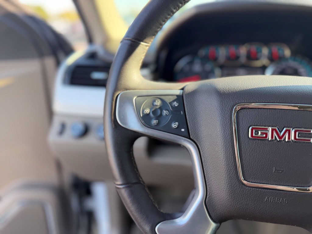 Used 2018 GMC Yukon XL SLT w/ Open Road Package AWD/4WD image 30