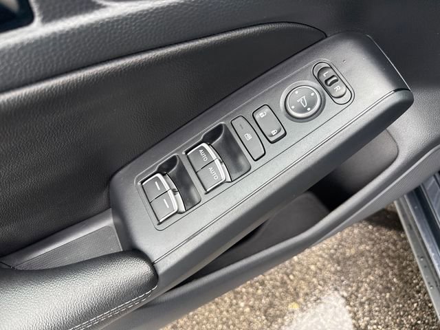 Used 2023 Honda Civic EX-L image 10