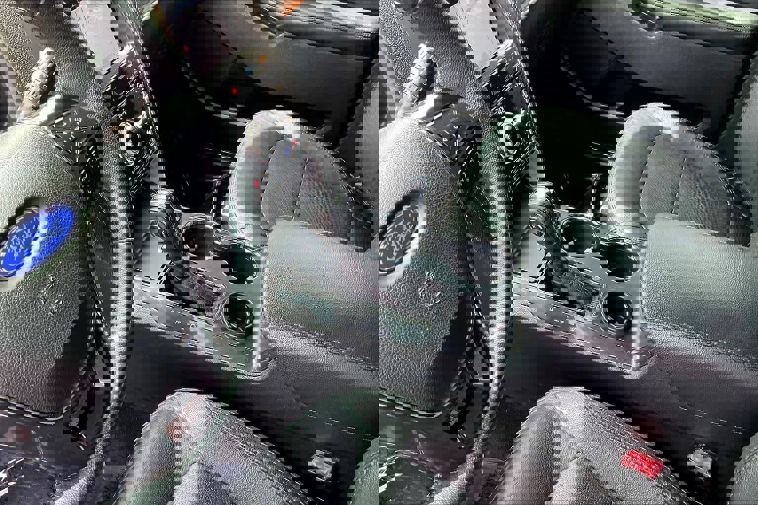 Used 2018 Ford Explorer Limited w/ Ford Safe & Smart Package image 17