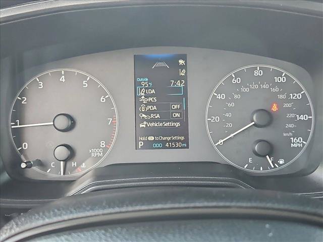 Used 2025 Toyota Corolla LE FWD image 14