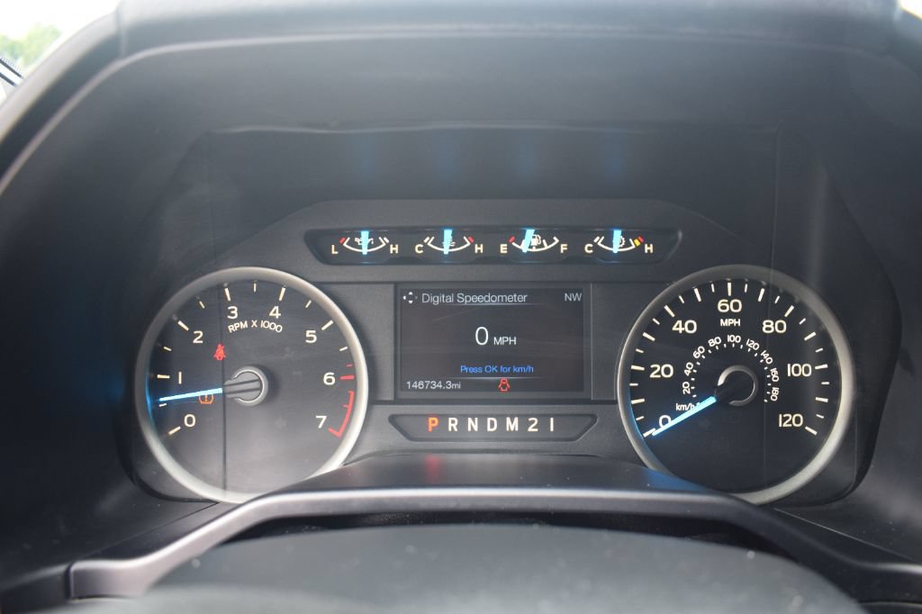 Used 2015 Ford F150 XLT w/ Equipment Group 302A Luxury RWD image 18