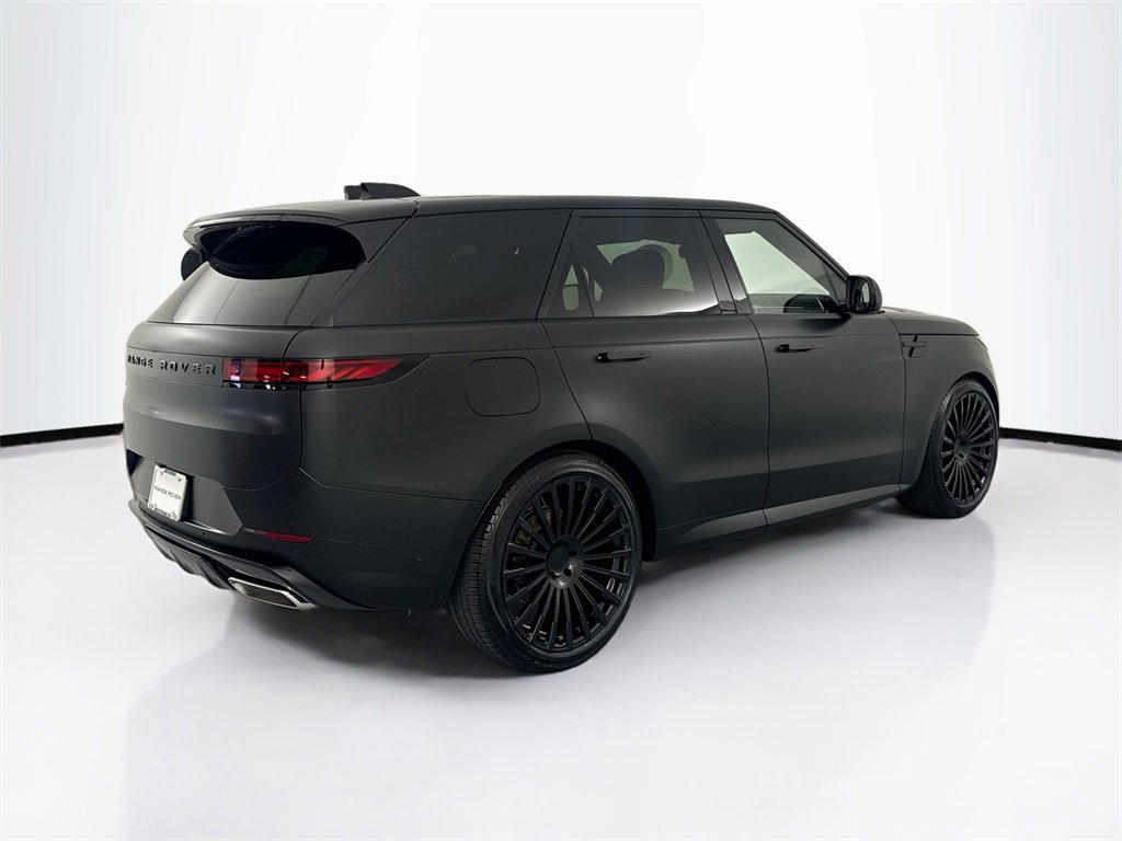 New 2026 Land Rover Range Rover Sport Dynamic SE image 5