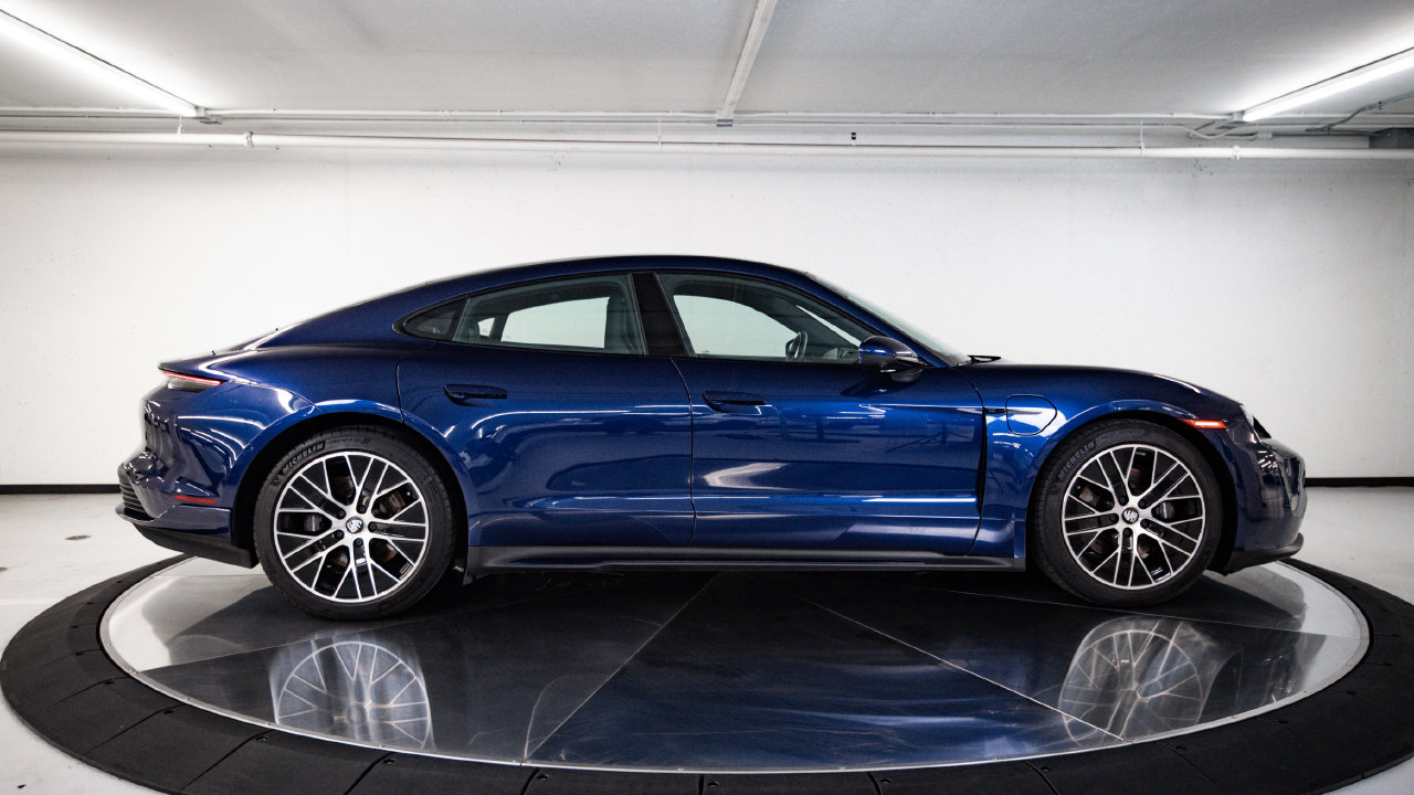 Certified 2023 Porsche Taycan RWD image 8