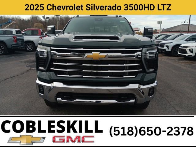 New 2025 Chevrolet Silverado 3500 LTZ image 9