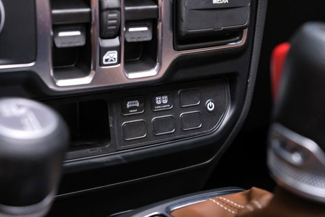 Used 2024 Jeep Wrangler Unlimited Sport image 67