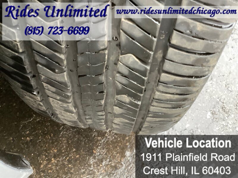 Used 2009 Chevrolet Malibu LTZ w/ HFV6 Engine Package FWD image 39