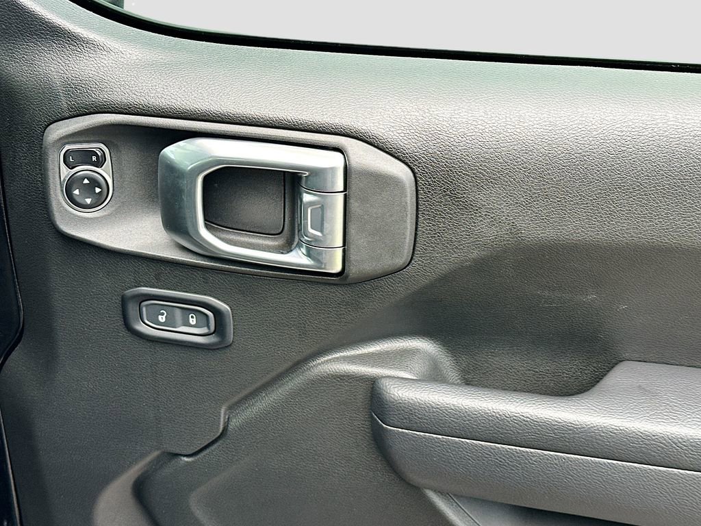 Used 2024 Jeep Wrangler Unlimited Sport w/ Convenience Group image 19