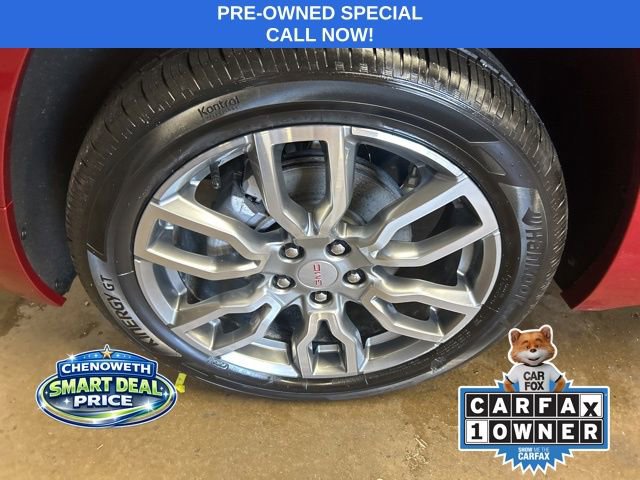 Used 2024 GMC Terrain Denali image 9