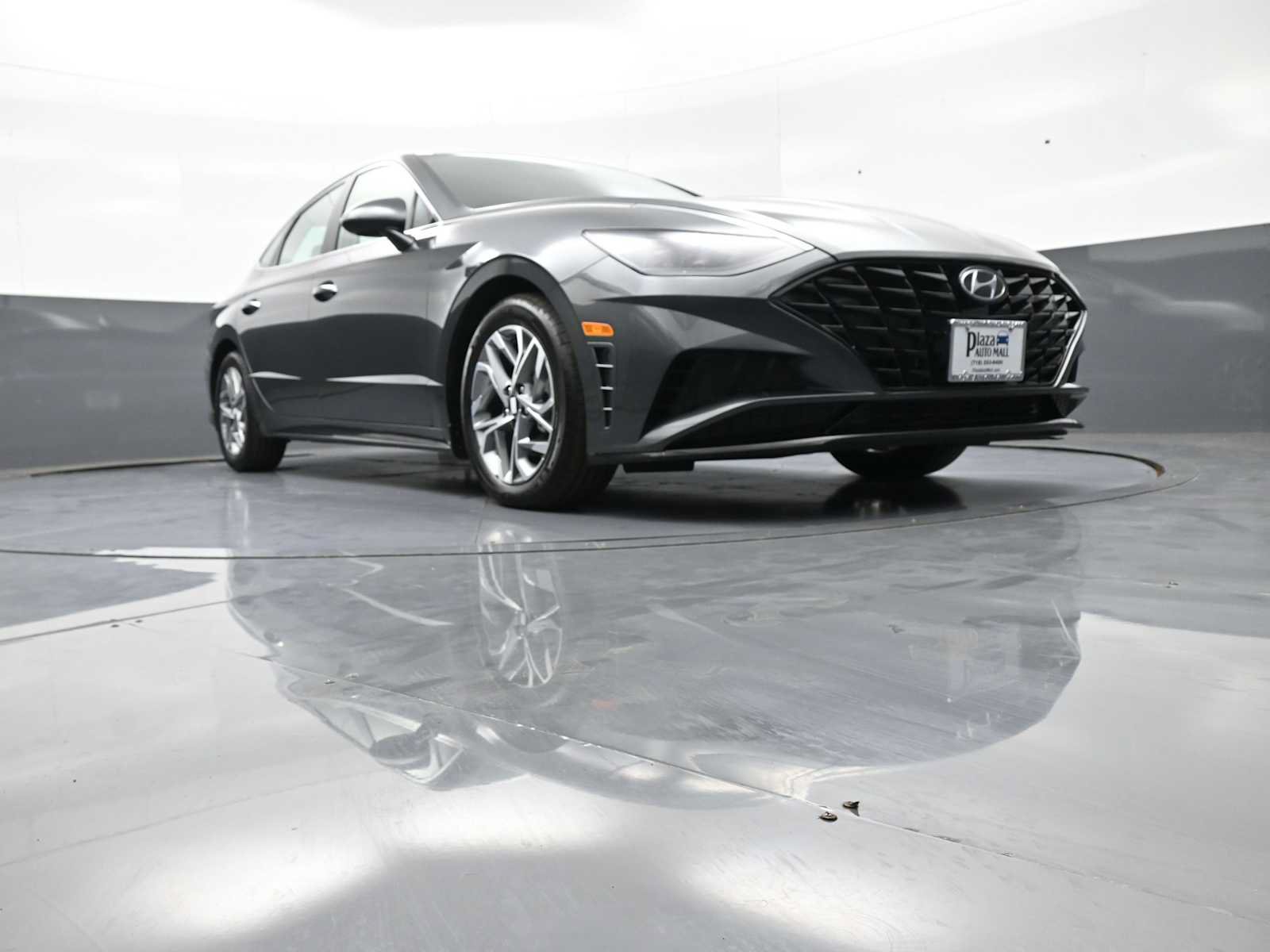 Certified 2023 Hyundai Sonata SEL w/ Convenience Package FWD image 28