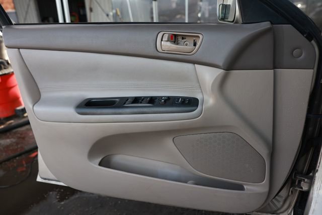 Used 2006 Toyota Camry LE FWD image 43