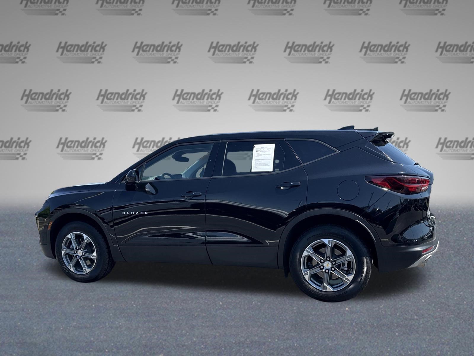 Used 2025 Chevrolet Blazer LT AWD/4WD image 7