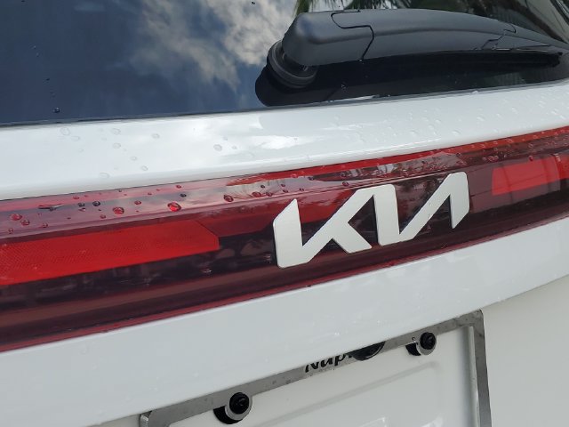 Certified 2024 Kia Seltos X-Line AWD/4WD image 7