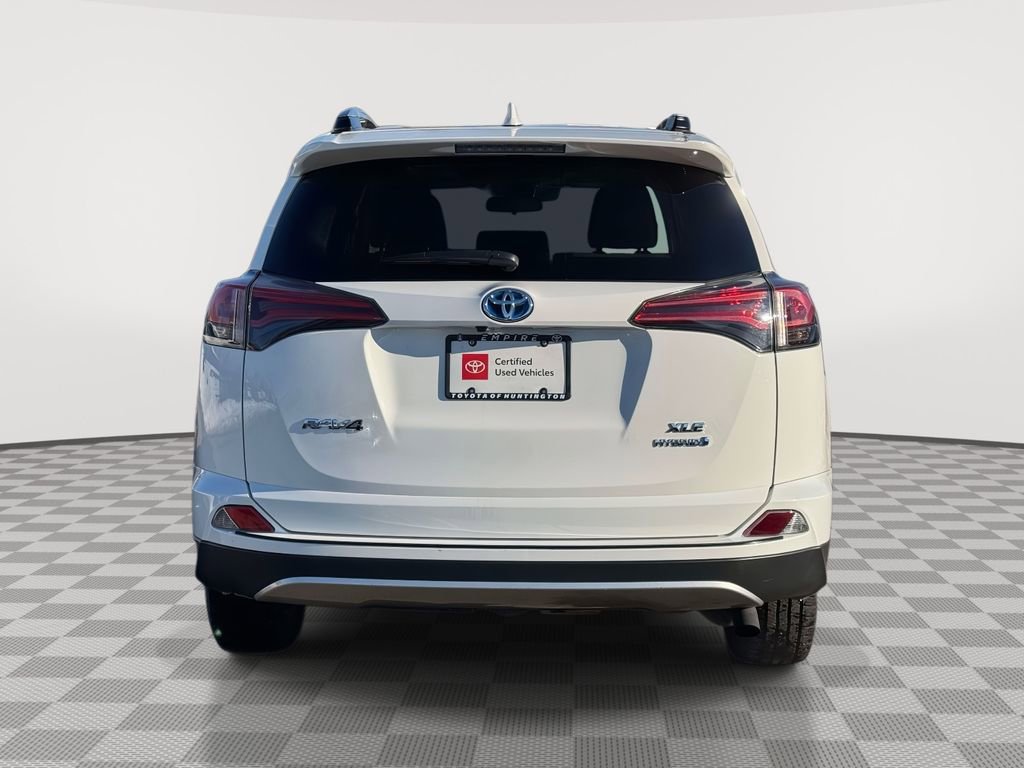Used 2018 Toyota RAV4 XLE image 6