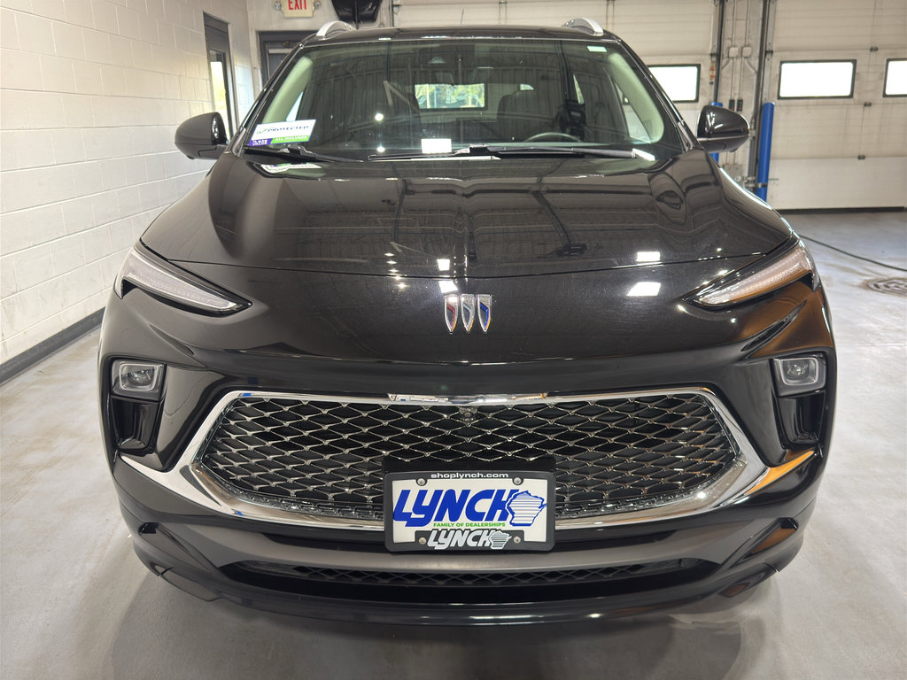Used 2024 Buick Encore GX Avenir w/ Avenir Technology Package image 9