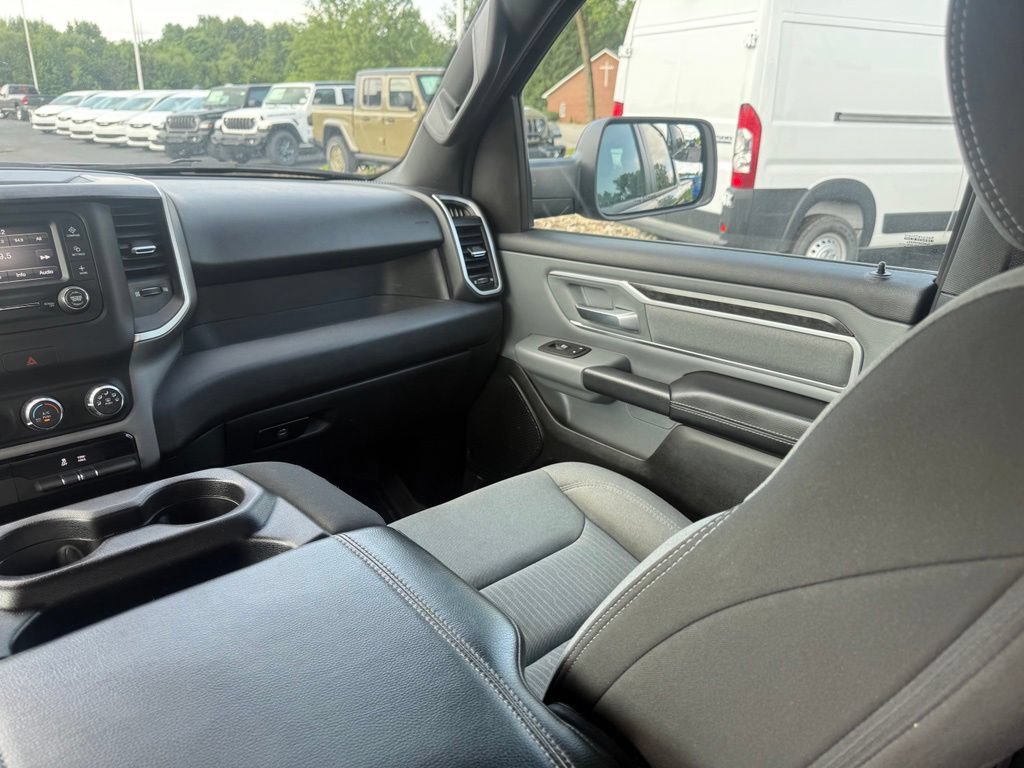 Used 2022 RAM 1500 Big Horn AWD/4WD image 42