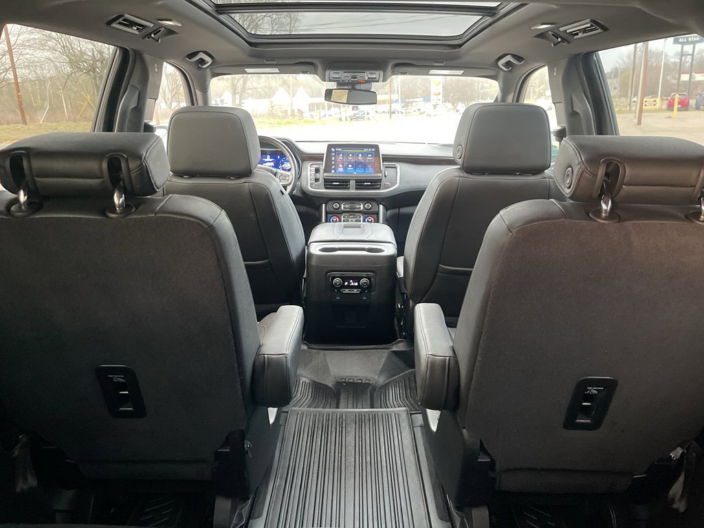 Certified 2024 Chevrolet Tahoe Z71 w/ Luxury Package image 15
