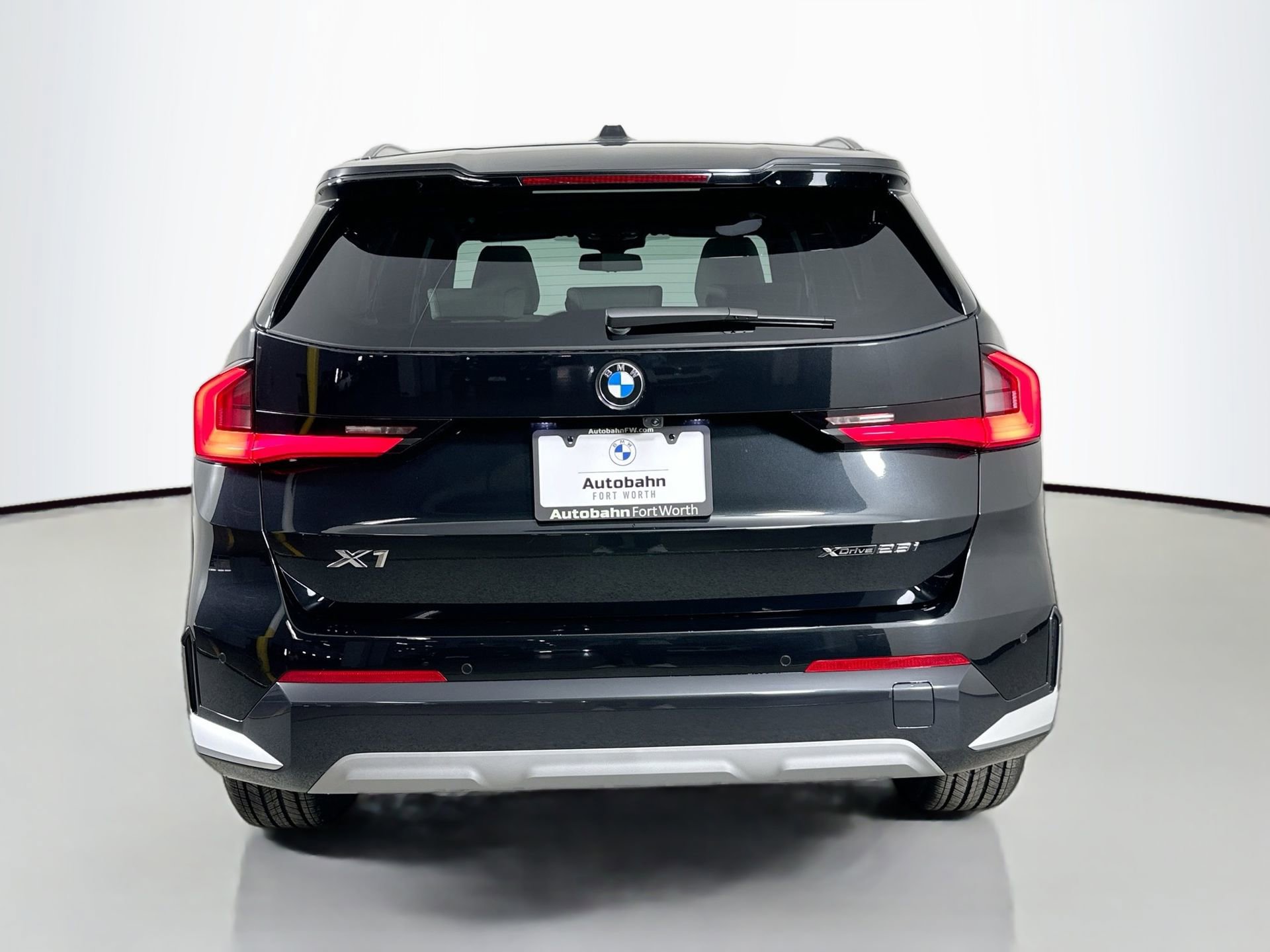 New 2026 BMW X1 xDrive28i w/ Technology Package image 6