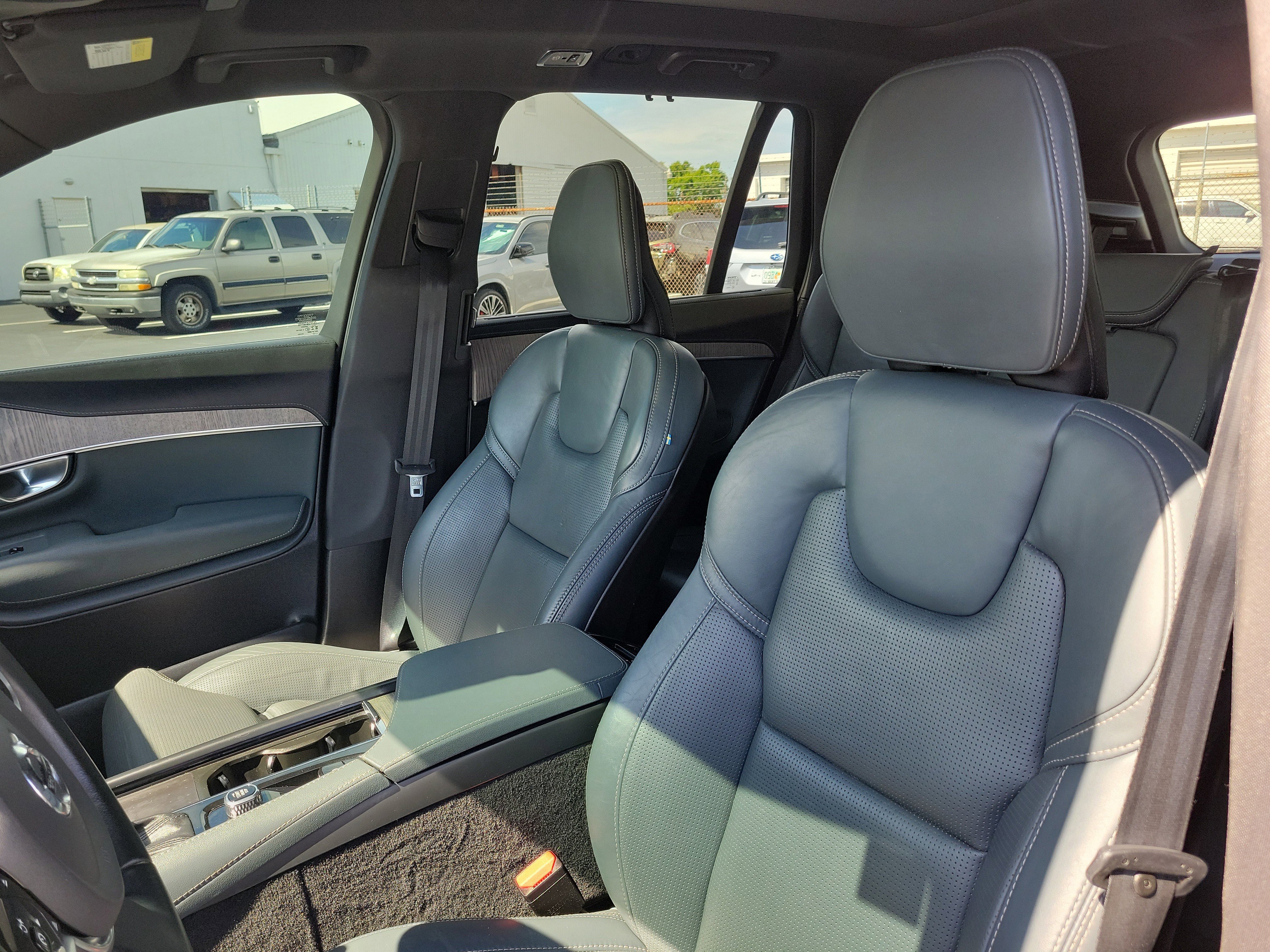 Used 2022 Volvo XC90 T6 Inscription AWD/4WD image 23