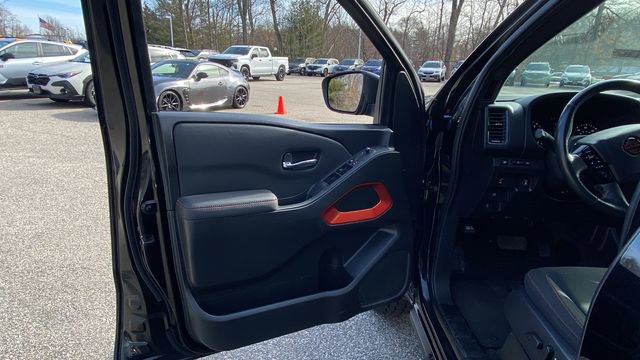 Used 2022 Nissan Frontier Pro-X image 15