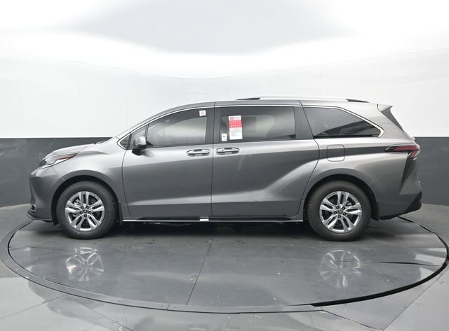 New 2026 Toyota Sienna Limited FWD image 23