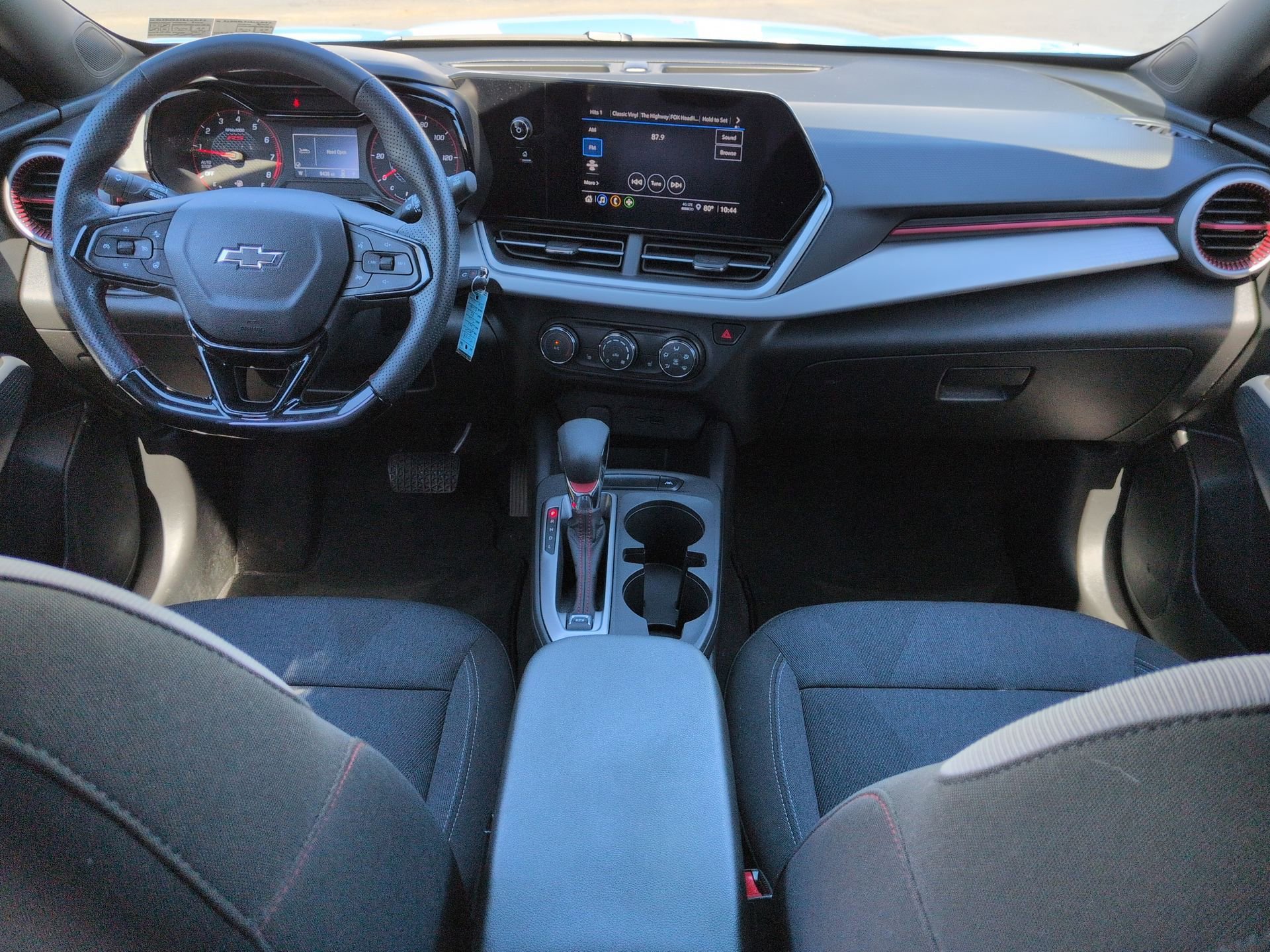 Certified 2024 Chevrolet Trax RS FWD image 19