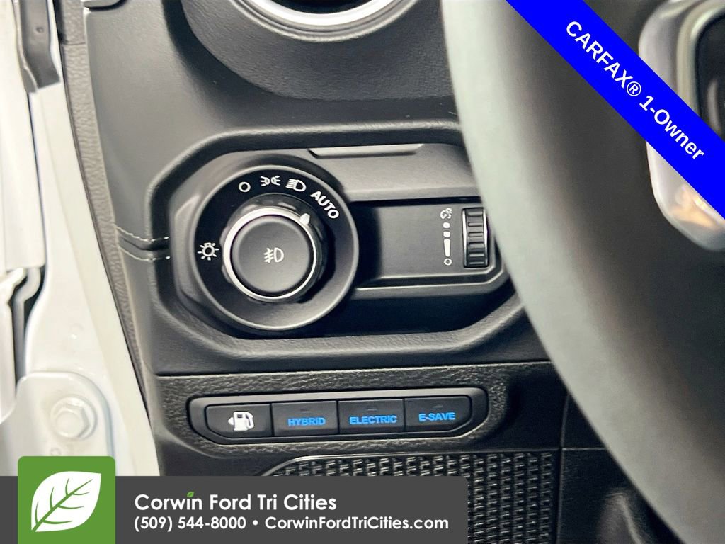 Used 2024 Jeep Wrangler Unlimited Sahara w/ Technology Group image 17