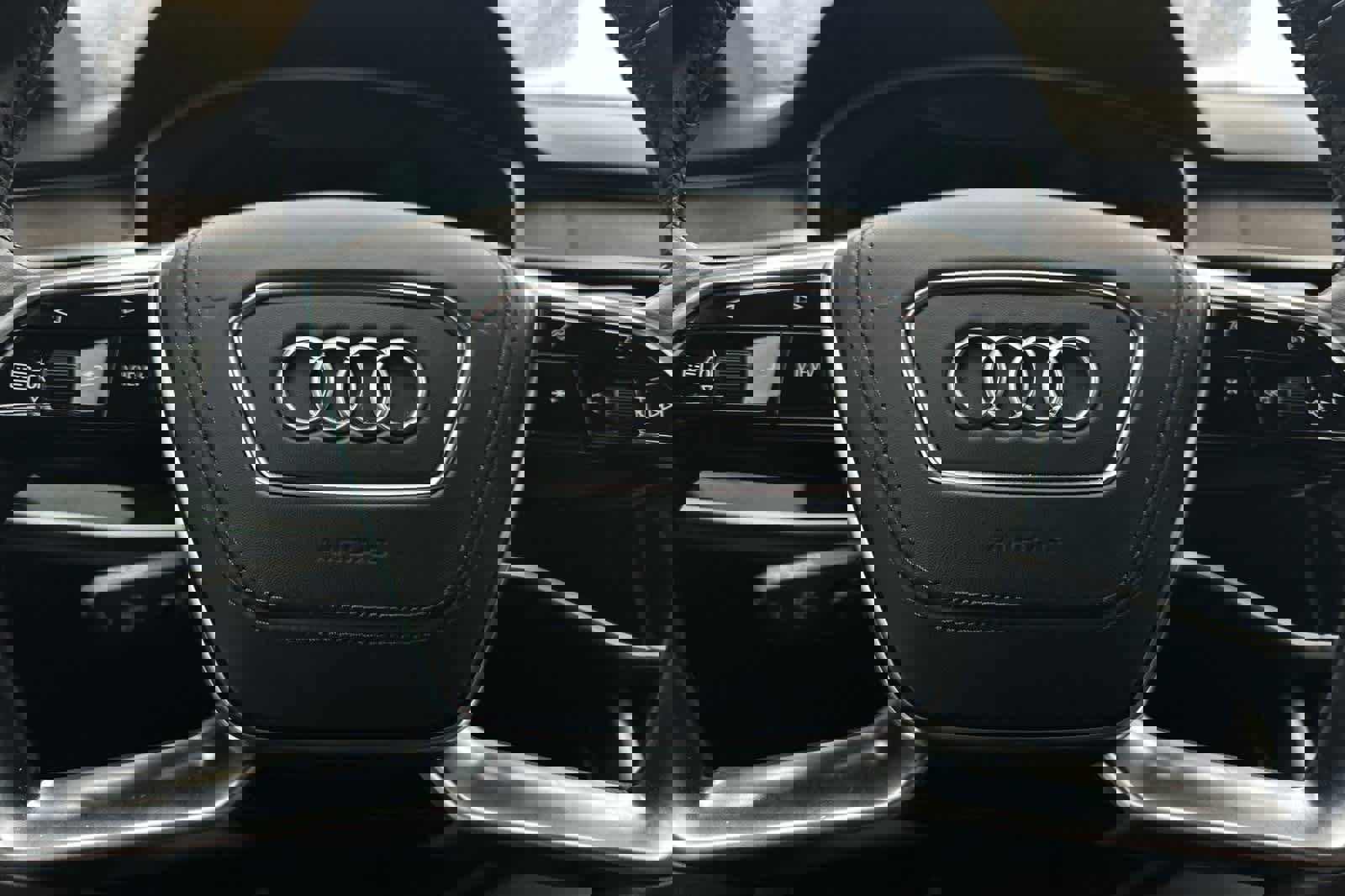 Used 2020 Audi A8 L 4.0T w/ Executive Package image 20